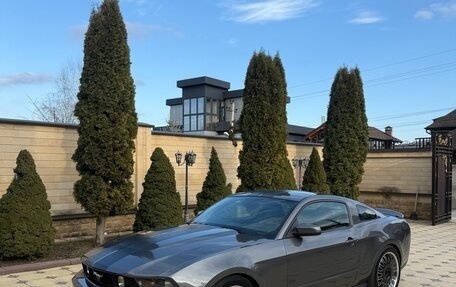 Ford Mustang VI рестайлинг, 2009 год, 3 500 000 рублей, 1 фотография