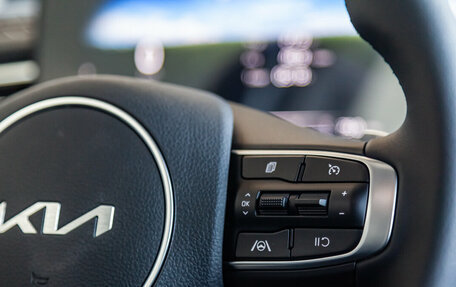 KIA K5, 2024 год, 4 290 000 рублей, 21 фотография