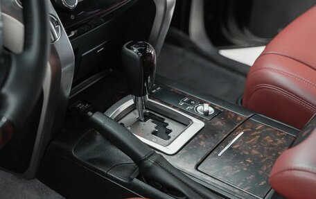 Toyota Land Cruiser 200, 2012 год, 3 450 000 рублей, 9 фотография