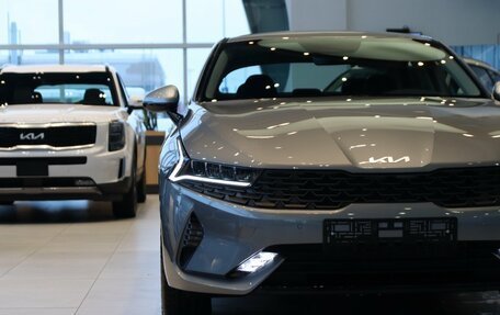 KIA K5, 2025 год, 4 090 000 рублей, 6 фотография