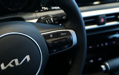 KIA K5, 2025 год, 4 090 000 рублей, 20 фотография