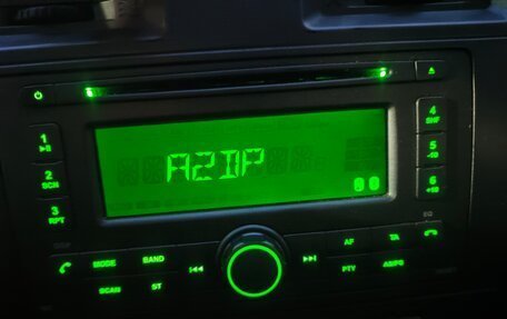 ЛуАЗ Patriot, 2012 год, 470 000 рублей, 8 фотография