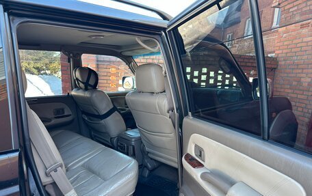 Toyota Land Cruiser Prado 90 рестайлинг, 2002 год, 1 000 000 рублей, 10 фотография