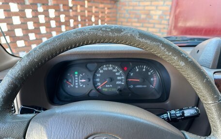 Toyota Land Cruiser Prado 90 рестайлинг, 2002 год, 1 000 000 рублей, 15 фотография