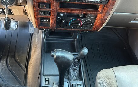 Toyota Land Cruiser Prado 90 рестайлинг, 2002 год, 1 000 000 рублей, 14 фотография