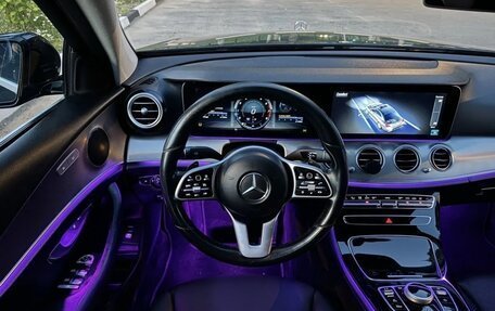 Mercedes-Benz E-Класс, 2018 год, 2 700 000 рублей, 13 фотография