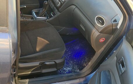 Ford Focus II рестайлинг, 2006 год, 370 000 рублей, 10 фотография