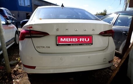 Skoda Octavia IV, 2021 год, 1 900 000 рублей, 10 фотография