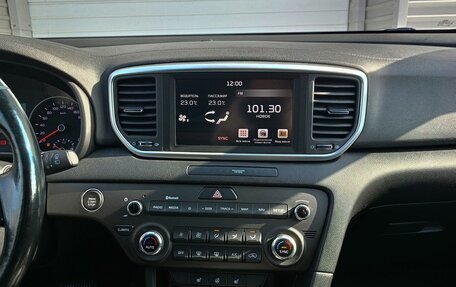 KIA Sportage IV рестайлинг, 2021 год, 2 599 000 рублей, 21 фотография