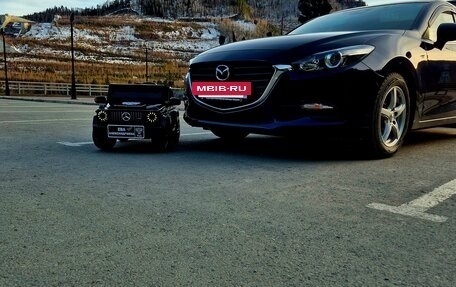 Mazda Axela, 2018 год, 1 790 000 рублей, 2 фотография