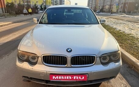 BMW 7 серия, 2004 год, 720 000 рублей, 1 фотография