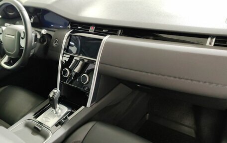 Land Rover Discovery Sport I рестайлинг, 2019 год, 3 340 000 рублей, 15 фотография