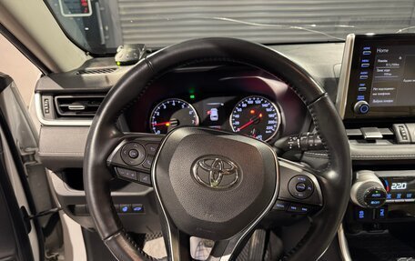 Toyota RAV4, 2020 год, 3 300 000 рублей, 16 фотография