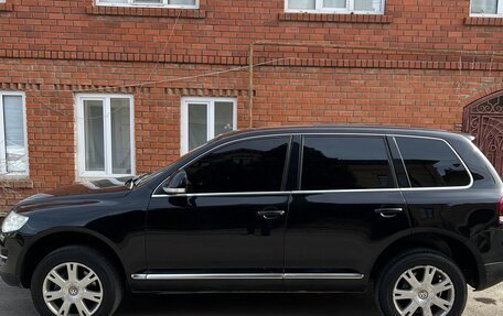 Volkswagen Touareg III, 2007 год, 1 000 000 рублей, 2 фотография