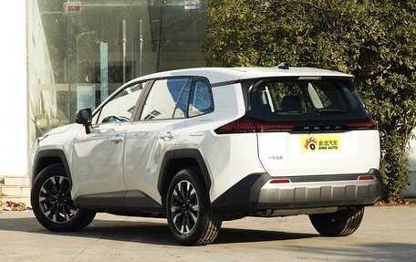 Toyota RAV4, 2026 год, 4 683 844 рублей, 5 фотография