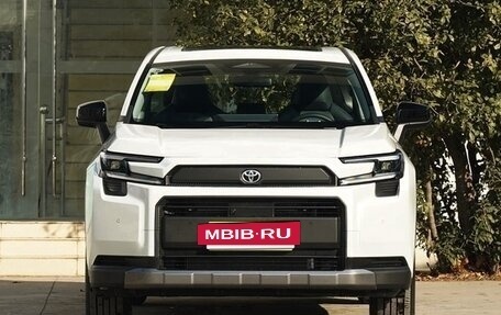 Toyota RAV4, 2026 год, 4 683 844 рублей, 2 фотография