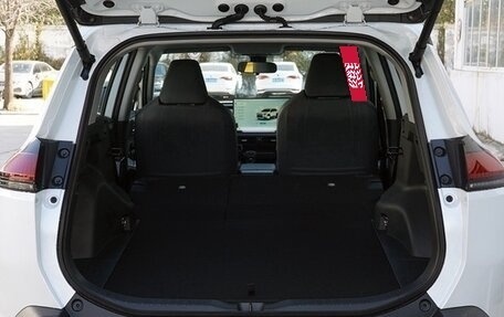 Toyota RAV4, 2026 год, 4 683 844 рублей, 31 фотография