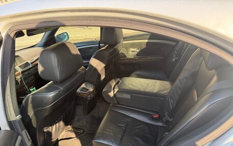 BMW 7 серия, 2004 год, 720 000 рублей, 5 фотография