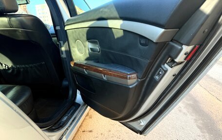 BMW 7 серия, 2004 год, 720 000 рублей, 10 фотография