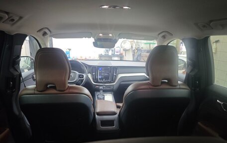 Volvo XC60 II, 2020 год, 3 800 000 рублей, 6 фотография