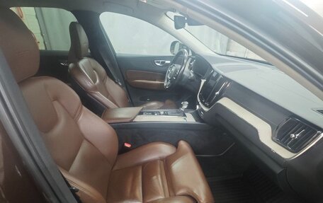 Volvo XC60 II, 2020 год, 3 800 000 рублей, 8 фотография