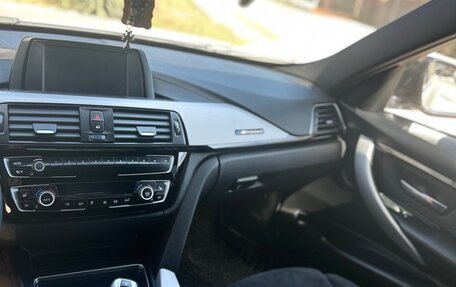 BMW 3 серия, 2017 год, 2 280 000 рублей, 13 фотография