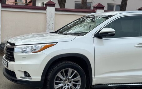 Toyota Highlander III, 2014 год, 2 850 000 рублей, 4 фотография