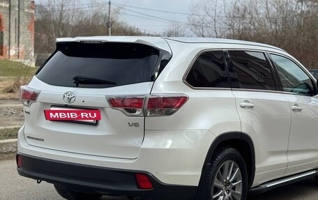 Toyota Highlander III, 2014 год, 2 850 000 рублей, 9 фотография