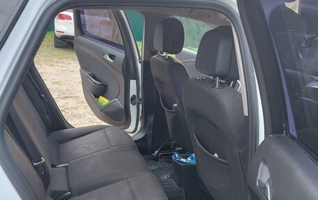 Opel Astra J, 2012 год, 500 000 рублей, 8 фотография