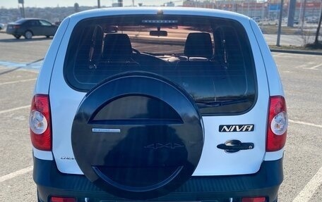 Chevrolet Niva I рестайлинг, 2014 год, 940 000 рублей, 5 фотография