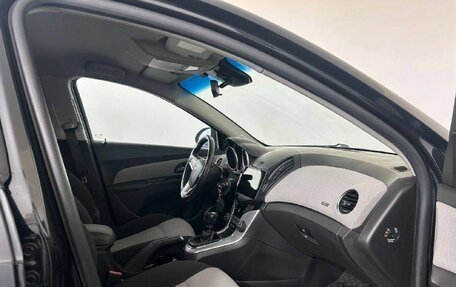 Chevrolet Cruze II, 2013 год, 852 000 рублей, 8 фотография