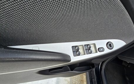 Hyundai Solaris II рестайлинг, 2013 год, 800 000 рублей, 9 фотография