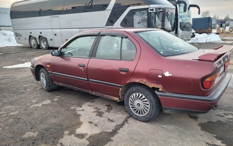 Nissan Primera II рестайлинг, 1990 год, 75 000 рублей, 9 фотография
