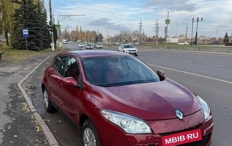 Renault Megane III, 2011 год, 585 000 рублей, 2 фотография