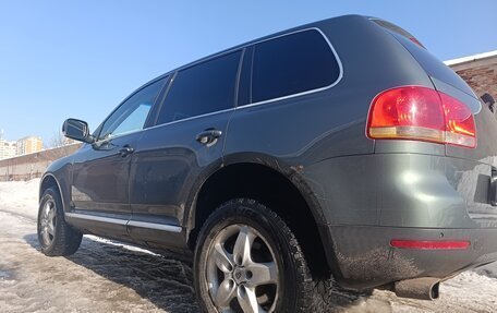 Volkswagen Touareg III, 2004 год, 555 000 рублей, 6 фотография