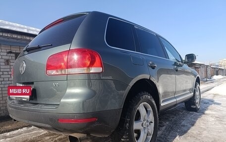 Volkswagen Touareg III, 2004 год, 555 000 рублей, 26 фотография