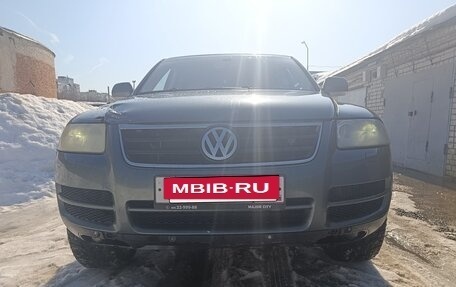 Volkswagen Touareg III, 2004 год, 555 000 рублей, 33 фотография