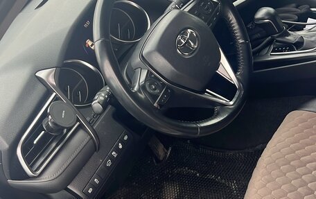 Toyota Camry, 2021 год, 2 650 000 рублей, 4 фотография