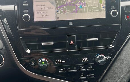 Toyota Camry, 2021 год, 2 650 000 рублей, 6 фотография