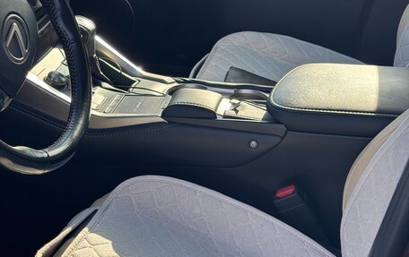 Lexus NX I, 2017 год, 3 350 000 рублей, 20 фотография