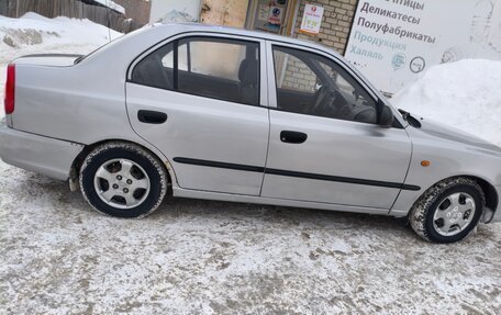 Hyundai Accent II, 2005 год, 350 000 рублей, 2 фотография