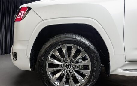 Toyota Land Cruiser, 2025 год, 15 200 000 рублей, 8 фотография