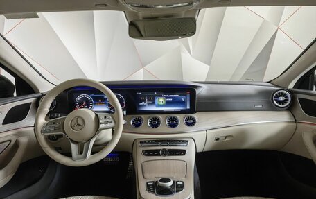 Mercedes-Benz CLS, 2018 год, 4 850 000 рублей, 14 фотография