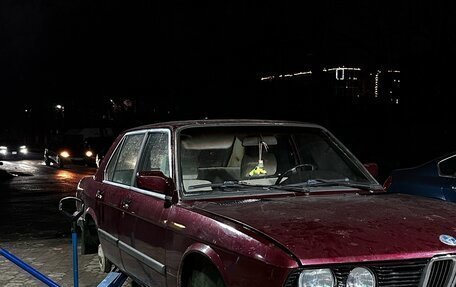 BMW 5 серия, 1982 год, 170 000 рублей, 2 фотография