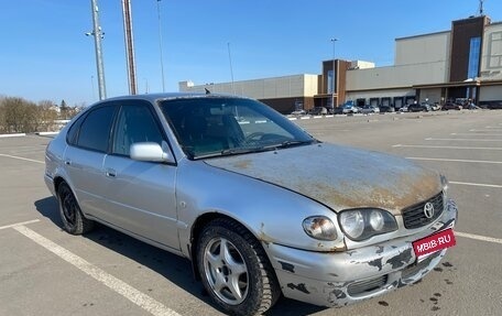 Toyota Corolla, 2001 год, 230 000 рублей, 1 фотография