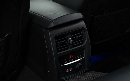 BMW 3 серия, 2019 год, 3 498 055 рублей, 13 фотография