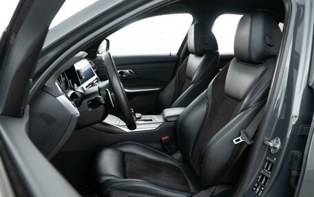 BMW 3 серия, 2019 год, 3 498 055 рублей, 11 фотография