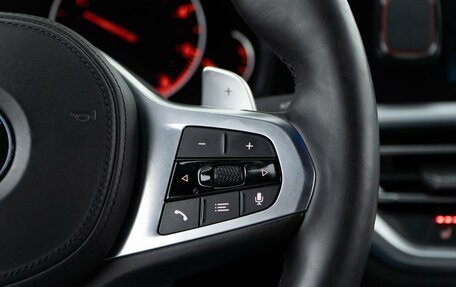 BMW 3 серия, 2019 год, 3 498 055 рублей, 16 фотография