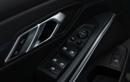 BMW 3 серия, 2019 год, 3 498 055 рублей, 21 фотография