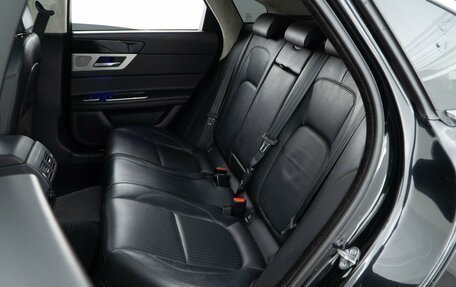 Jaguar XF II, 2019 год, 2 697 077 рублей, 10 фотография